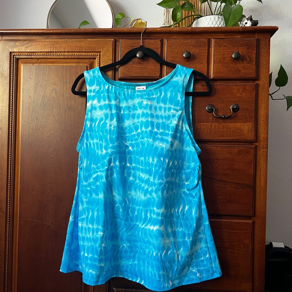 Never worn Lands End tankini!